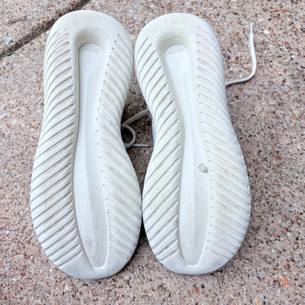Adidas Women's Tubular Defiant white size 7.5 lightweight flexible sneakers